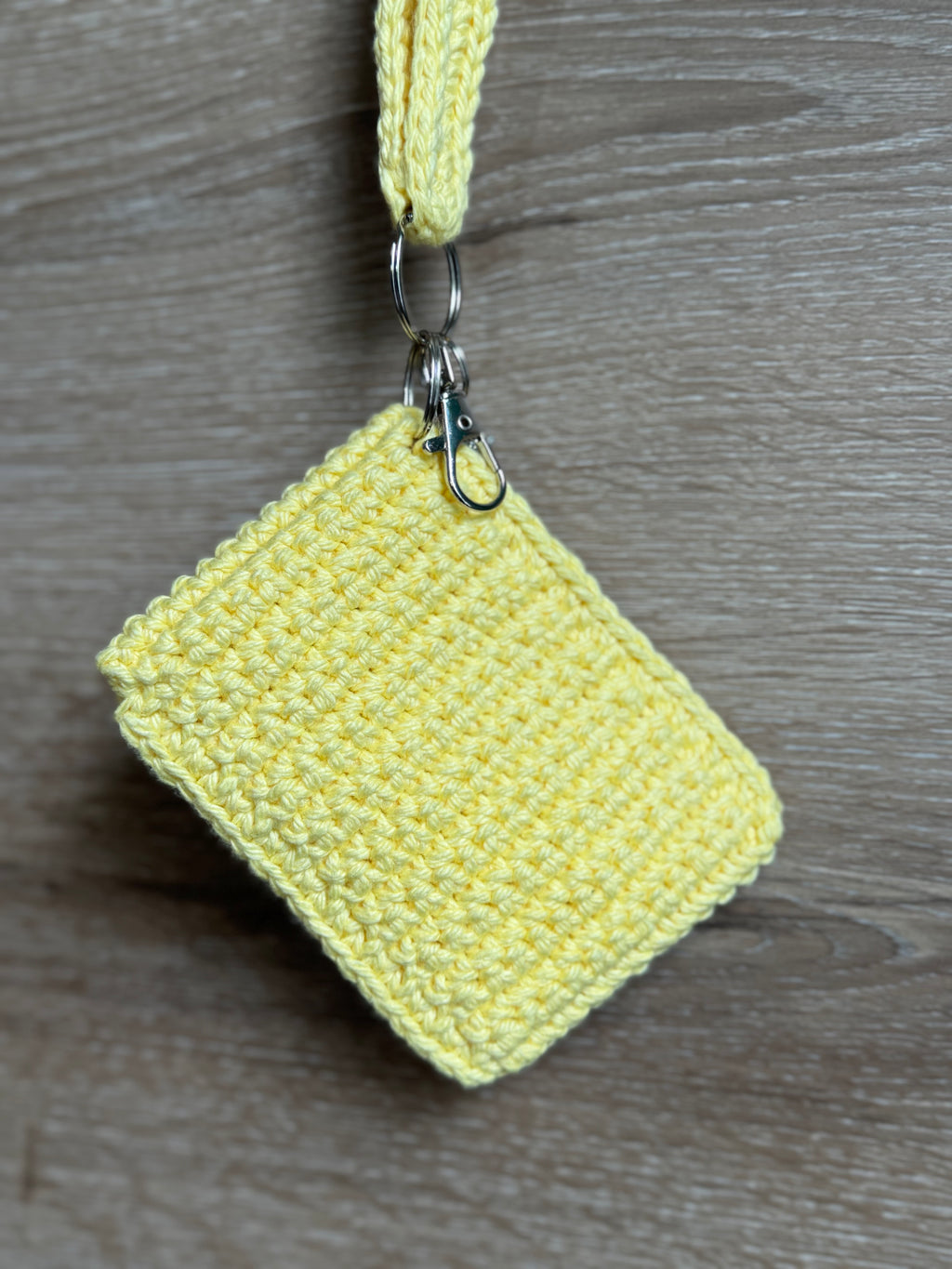 Crochet keychain - Yellow