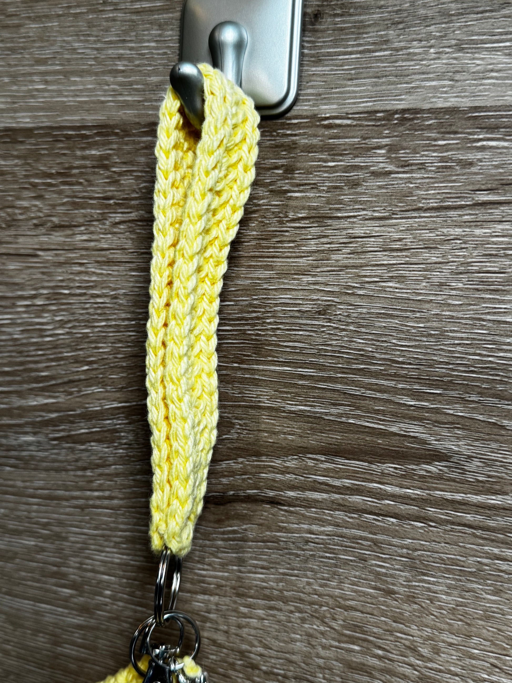 Crochet keychain - Yellow