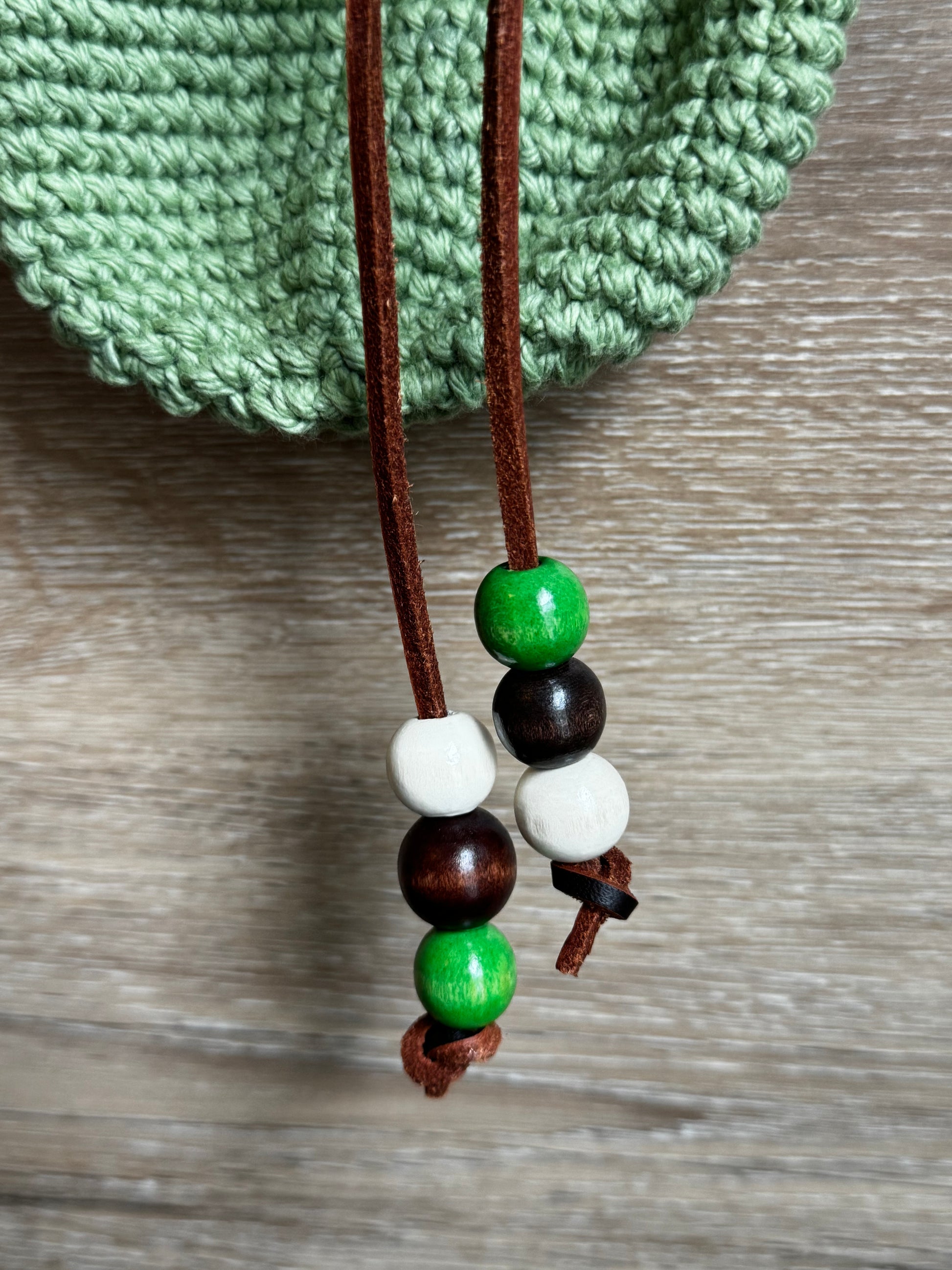 Crochet keychain with pouch - Green